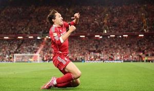 开云体育中国-回声报：贝西克塔斯有意基耶萨，但利物浦决心留人