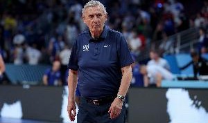 开云体育在线-无缘八强！塞尔维亚主帅：我的合同到9月底 我不会辞职