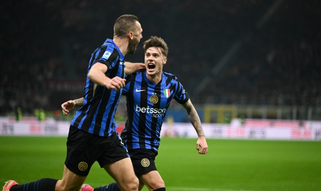 开云体育中国-亚特兰大瞄准扎莱夫斯基，转会谈判正在进行中