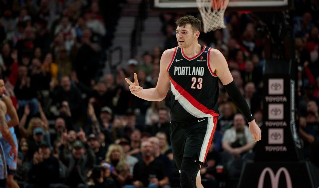 开云体育登录-杨瀚森排25&amp;克林根未上榜！拓媒：克林根场均6.5+7.9+1.6&amp;新秀2阵