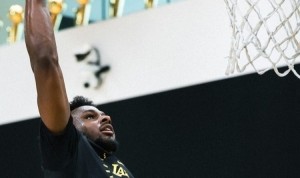 开云体育官网-青春磨砺！湖人官推晒布朗尼和拉拉维亚训练照：夏日时光