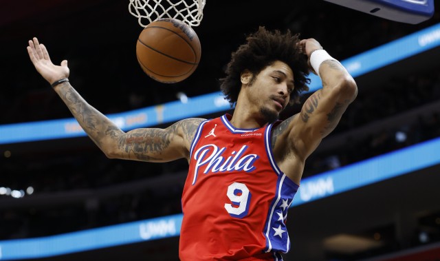 美记：76人寻求交易德拉蒙德&amp;乌布雷 为续约格莱姆斯腾更多空间