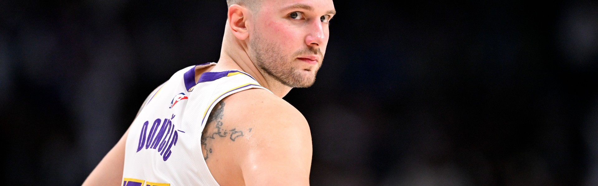 开云体育在线-东契奇生涯第29次单节20+超利拉德平布克！并列历史第4！将追哈登