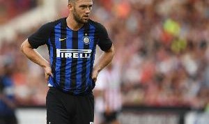 开云体育登录-德弗里：国米创造出机会但却没能进球，要努力踢好接下来的比赛