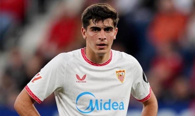 开云体育在线-罗体：塞维利亚工资帽已达上限无法引援，所以不愿出售胡安卢